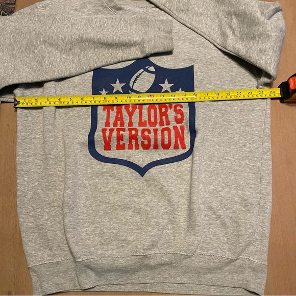 Women’s Lock the Label Taylor Swift Taylor’s Version NFL Sweater - Picture 7 of 7